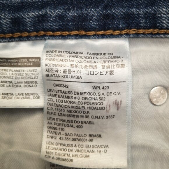 Levi's 559 Men's Size 33 Medium Wash Zipper & Button Closure Blue Jeans - Picture 5 of 15